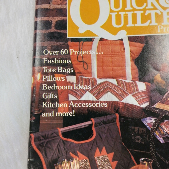 BOOK Vintage Simplicity Quick & Quilted Projects, includes Uncut pull-ou… - Picture 2 of 13